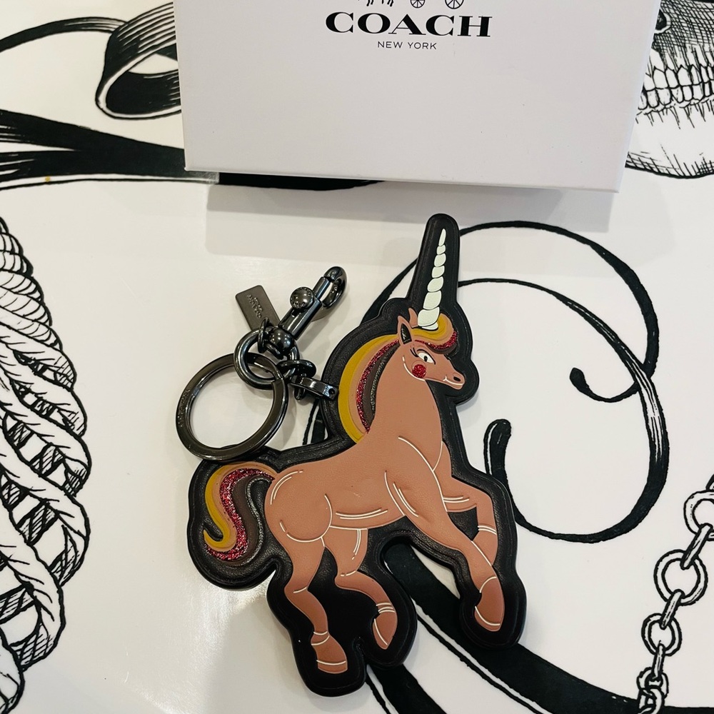 Coach Keychain - Picture 6 of 6
